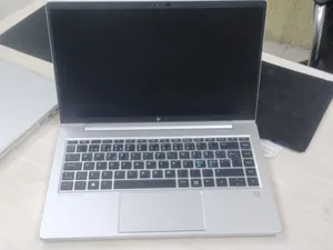 Laptop HP EliteBook 640 G9 8GB Intel Core I5 SSD 1T