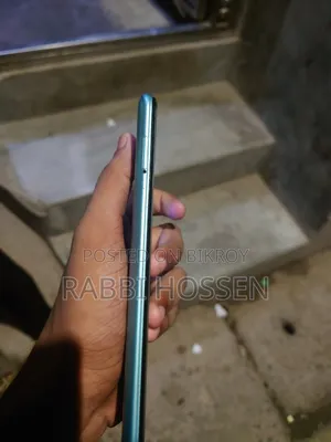 Infinix Hot 10 Play 32 GB Blue