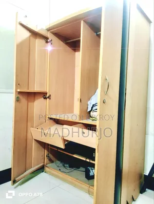 Wardrobes Almirah