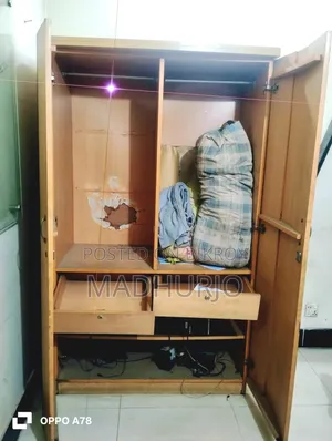Wardrobes Almirah