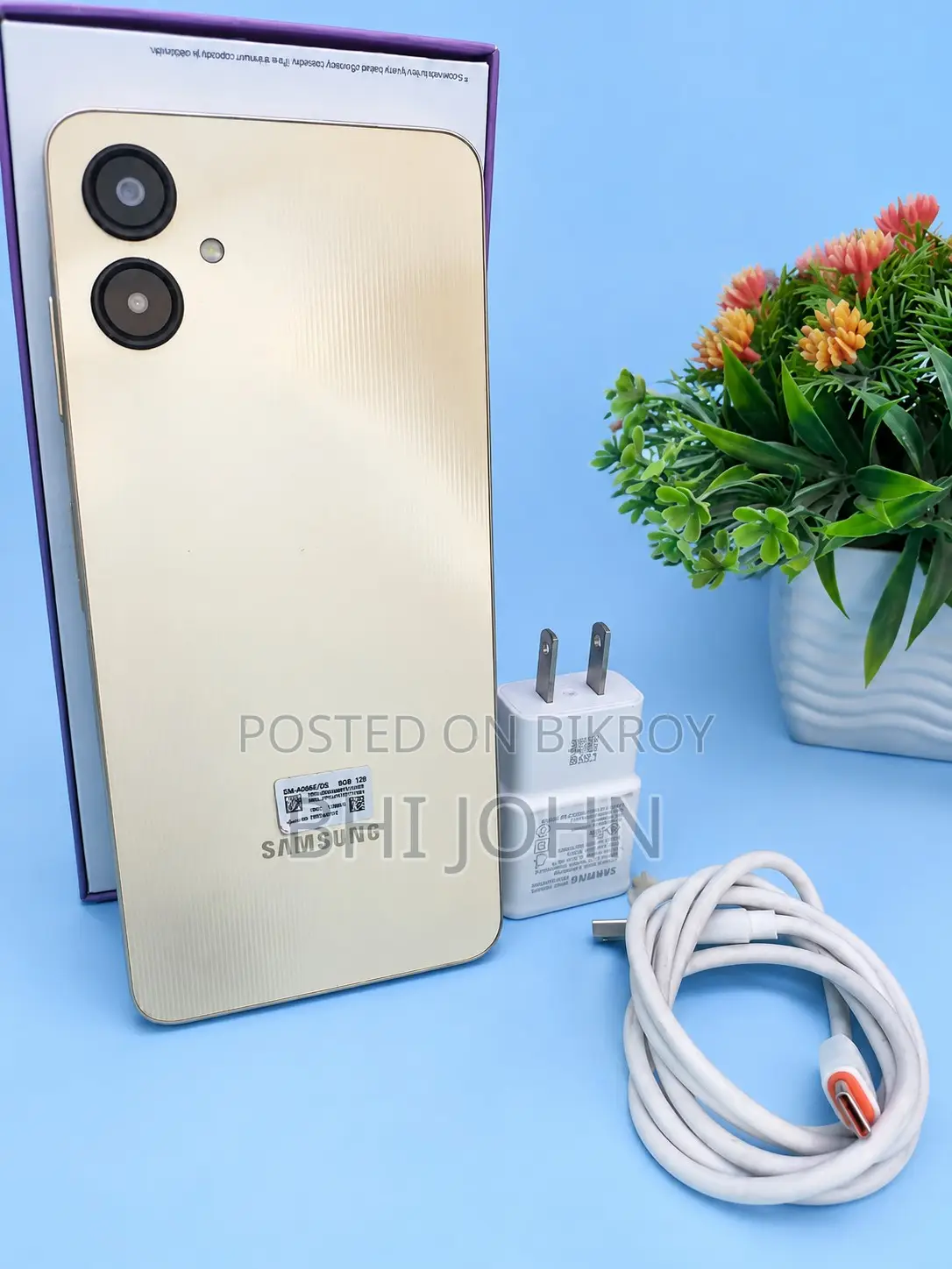 Samsung Galaxy A06 128 GB Gold