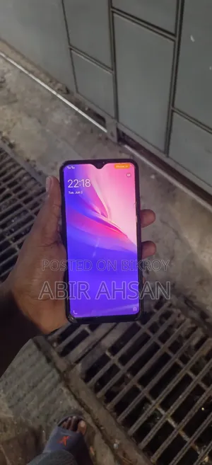 Vivo Y11 32 GB Red