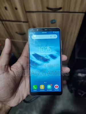 Vivo Y71 16 GB Gold