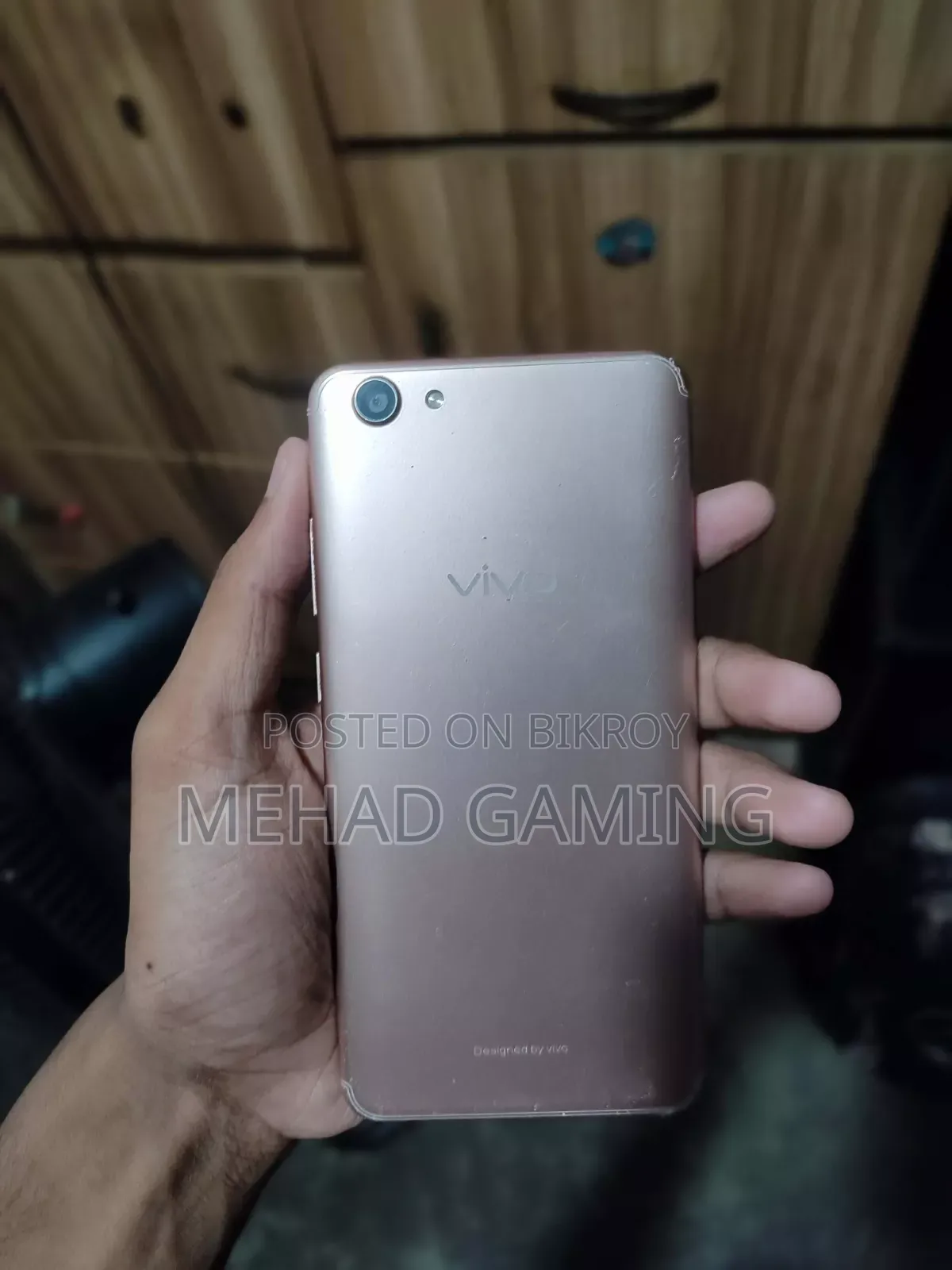 Vivo Y71 16 GB Gold