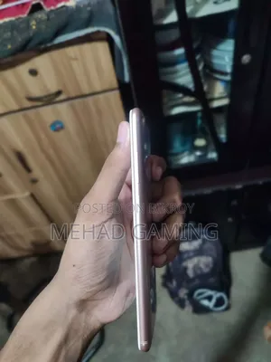 Vivo Y71 16 GB Gold