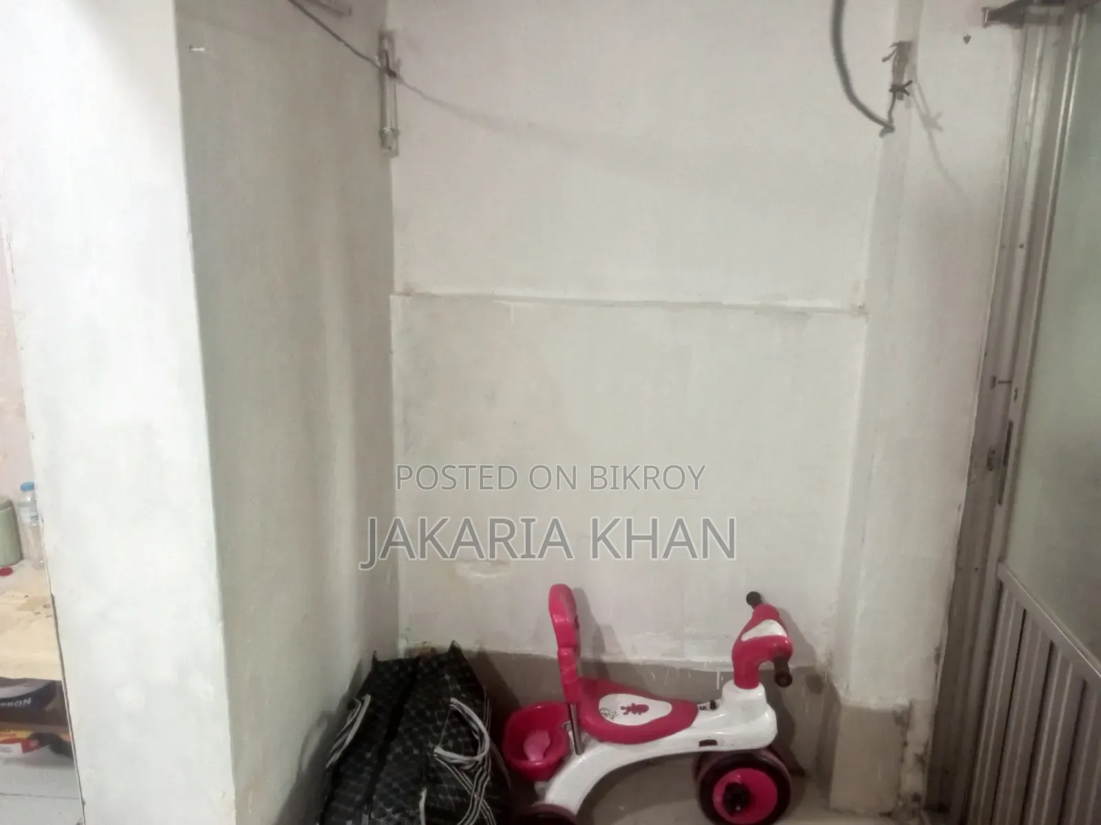 1-Bedroom Bedsitter in Tikkapara, Mohammadpur for Rent