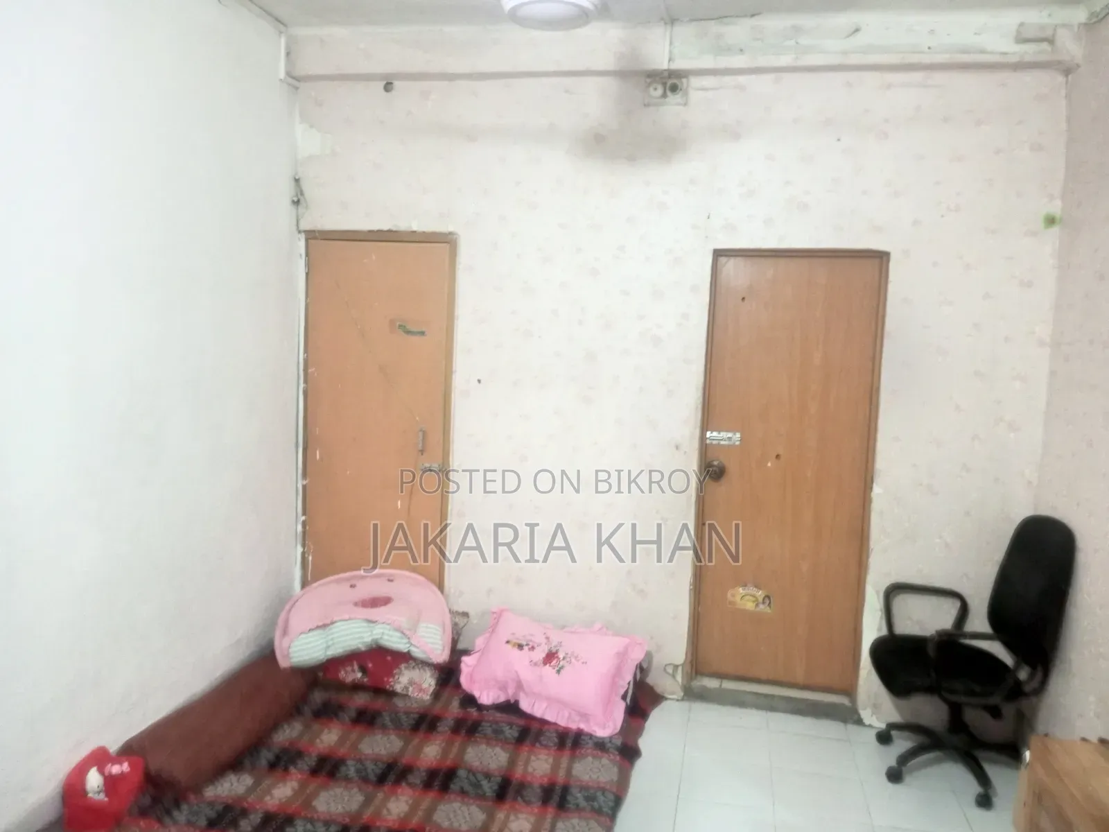 1-Bedroom Bedsitter in Tikkapara, Mohammadpur for Rent