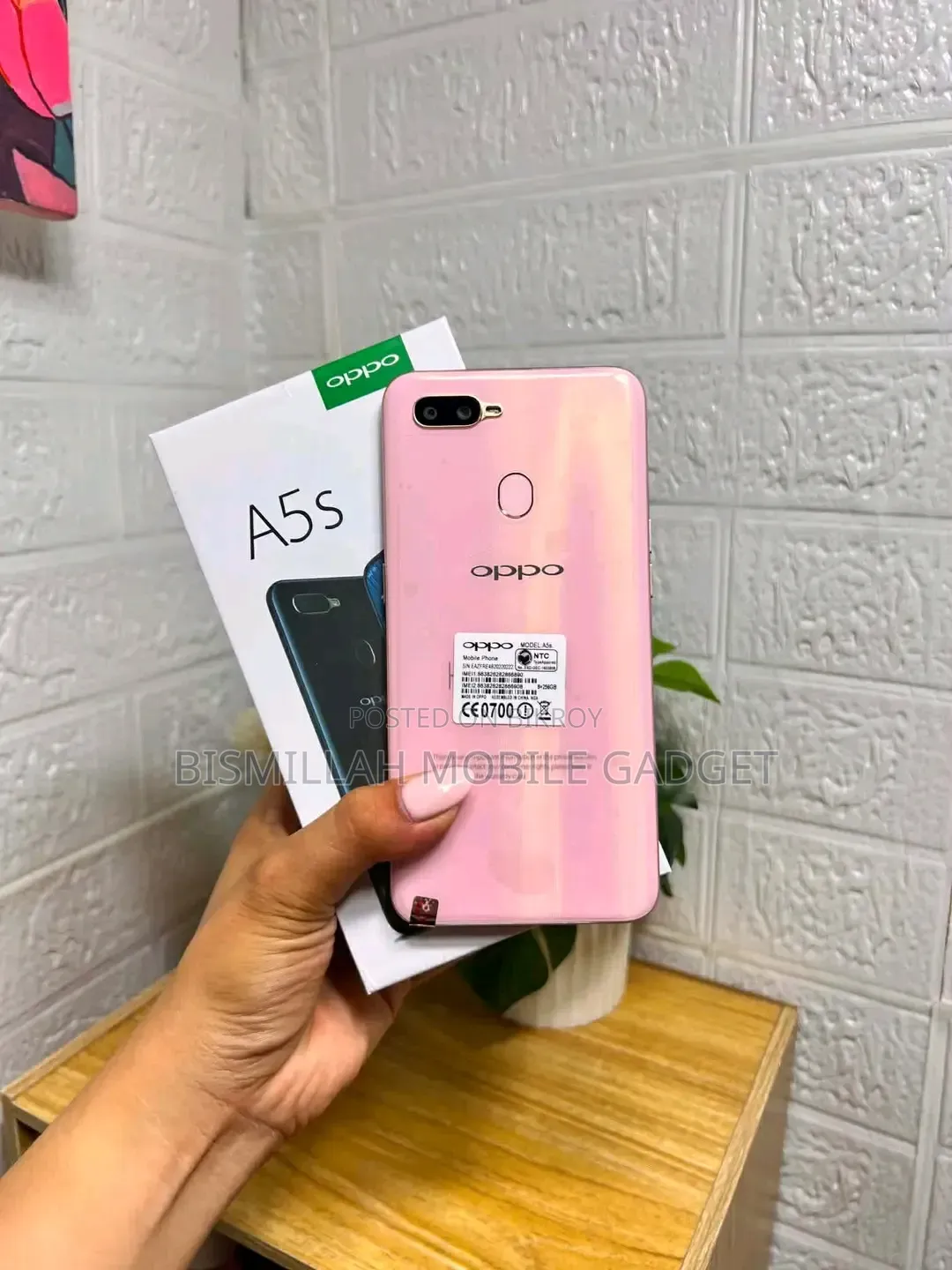 New Oppo 128 GB Pink