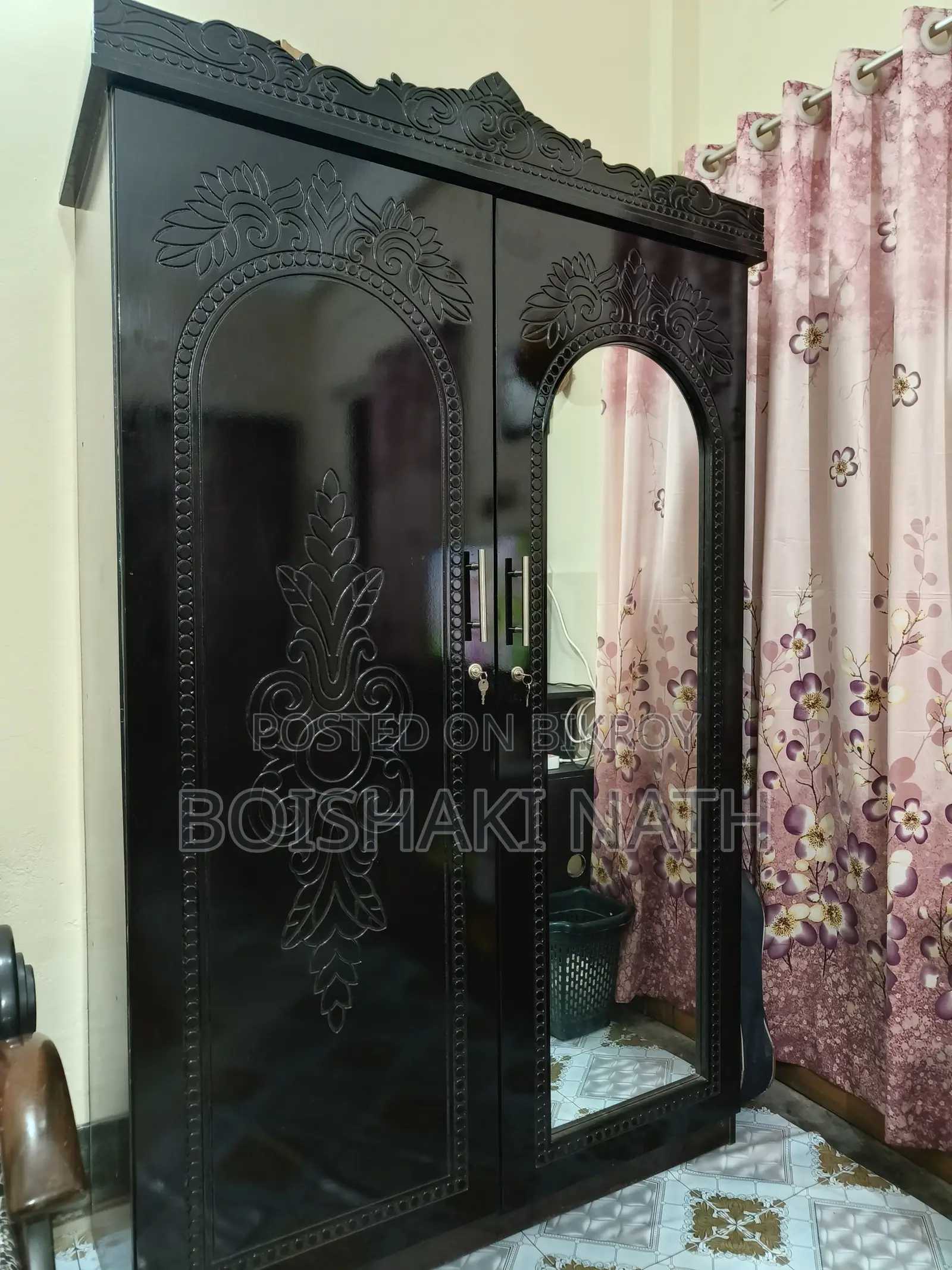 পারটেক্স আলমিরা
