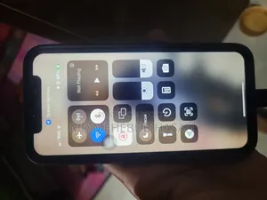 Apple iPhone X 64 GB White