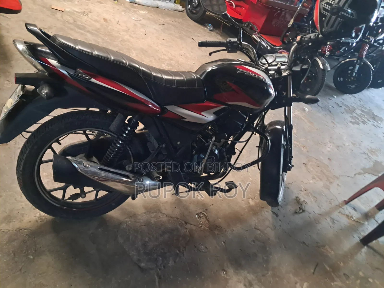 Bajaj Discover 110 2023 Black