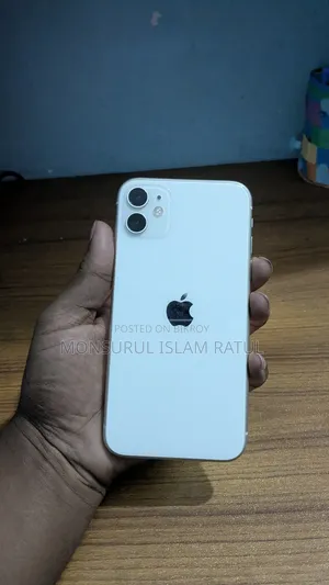 Apple iPhone 11 64 GB White
