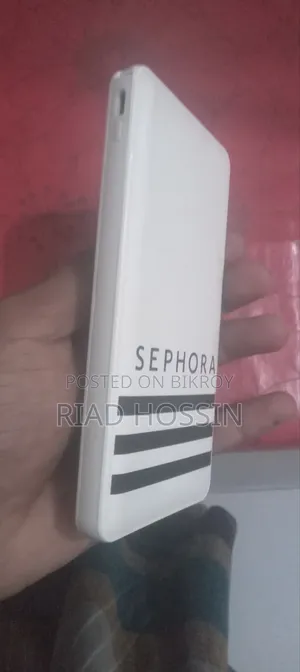 Sephora Power Bank