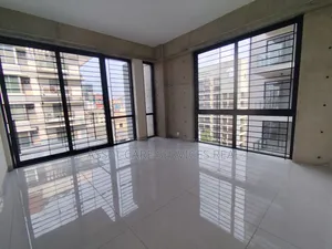 4-bedroom Apartment in Navana, Gulshan for Rent