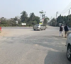 9 Avenue 3 Katha South at Sector-16/H
