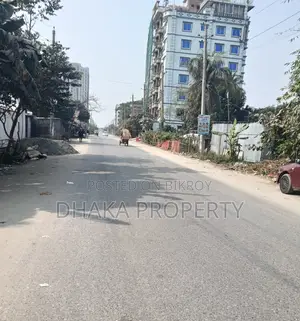 9 Avenue 3 Katha South at Sector-16/H