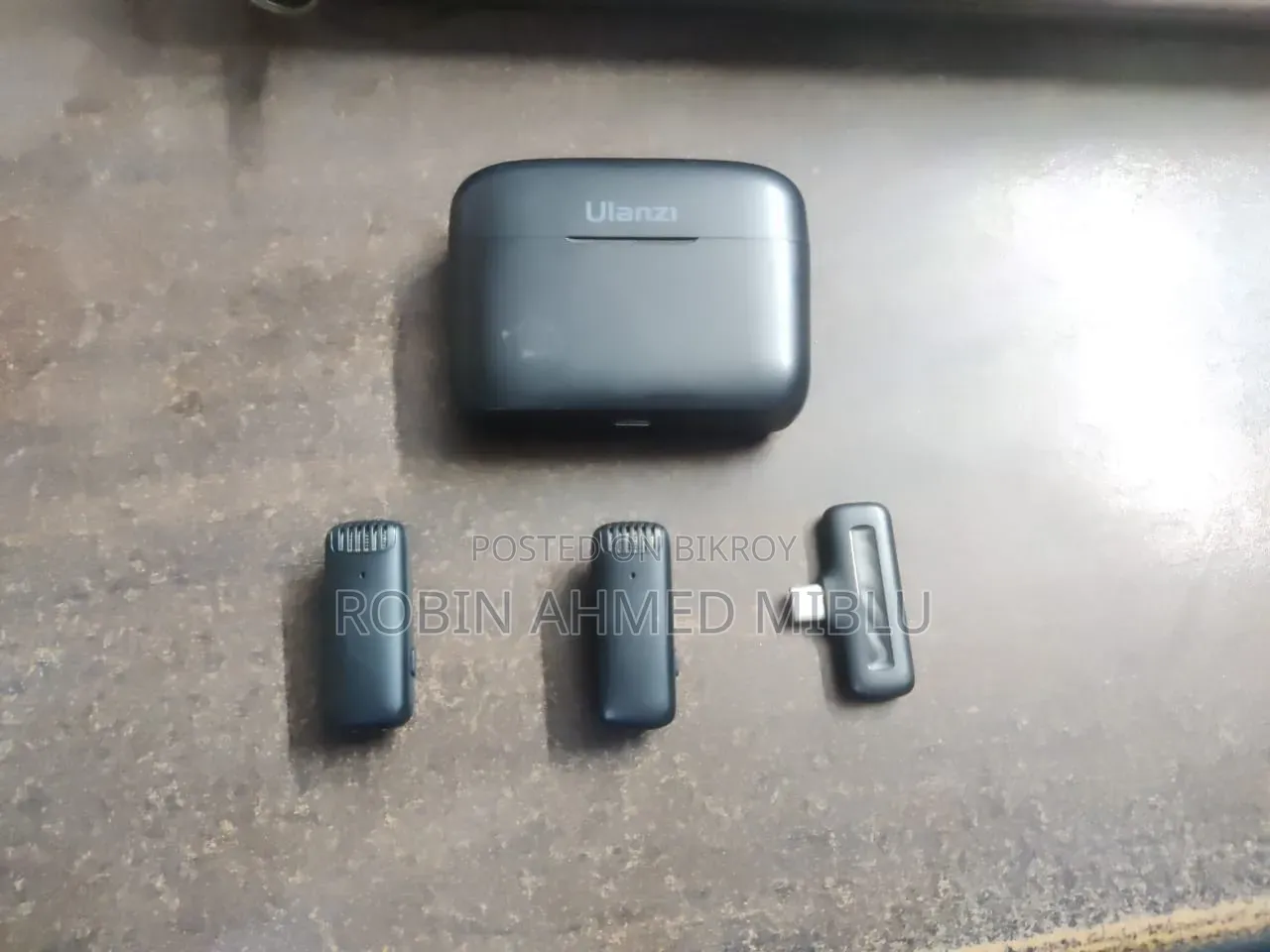 Ulanzi Model J12 Microphone