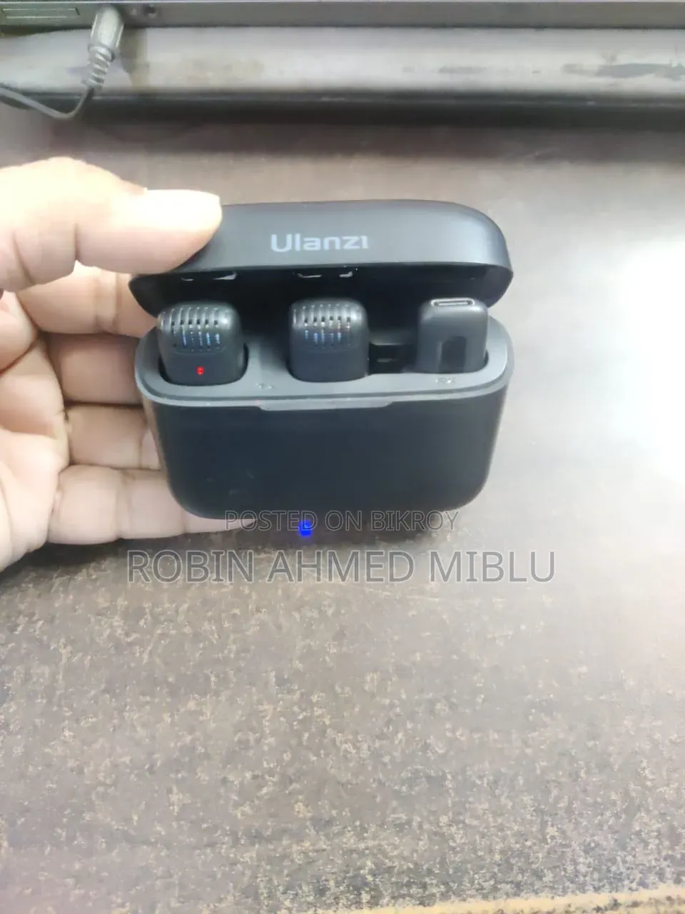 Ulanzi Model J12 Microphone