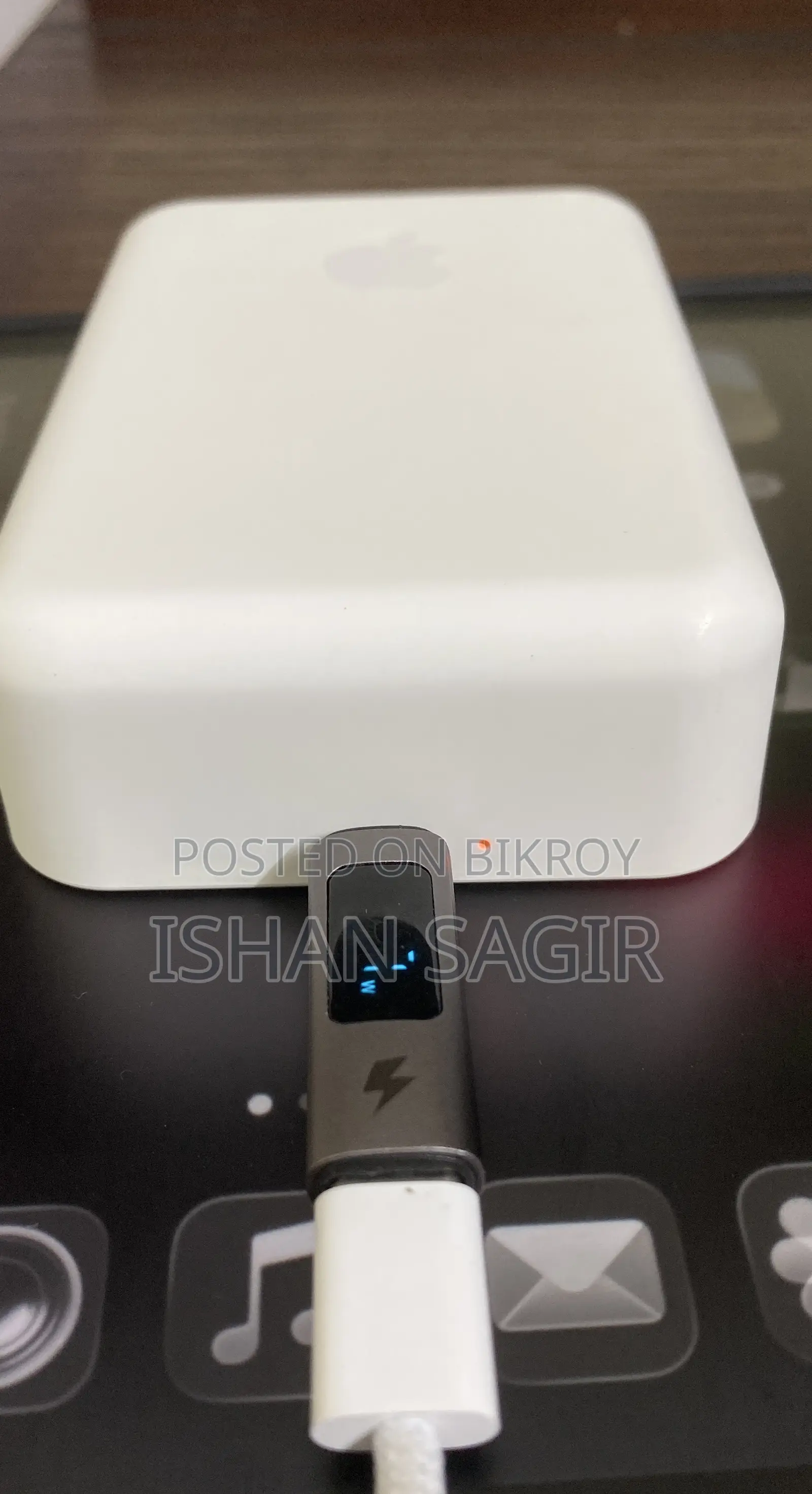 Apple Magsafe Battery Pack