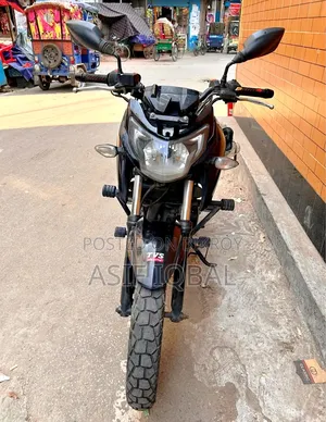 TVS Apache RTR 160 4V 2019 Black