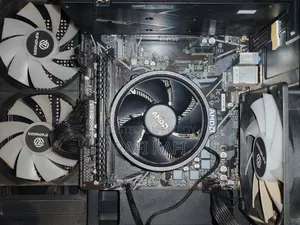 Desktop Computer 16GB AMD Ryzen 5 SSD 256GB