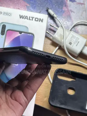 Walton 64 GB Black