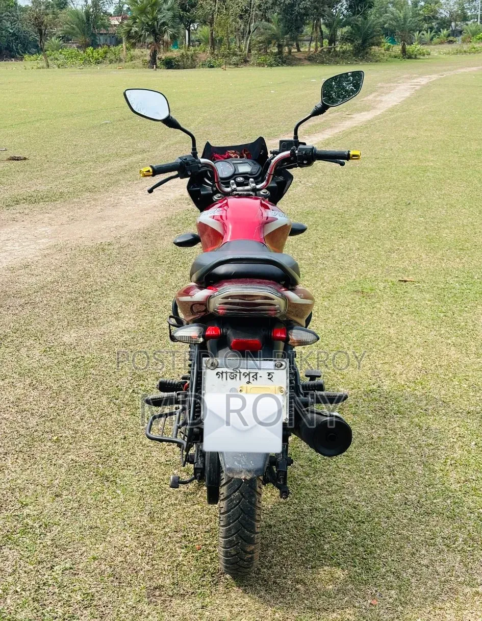Bajaj Discover 125 2019 Red