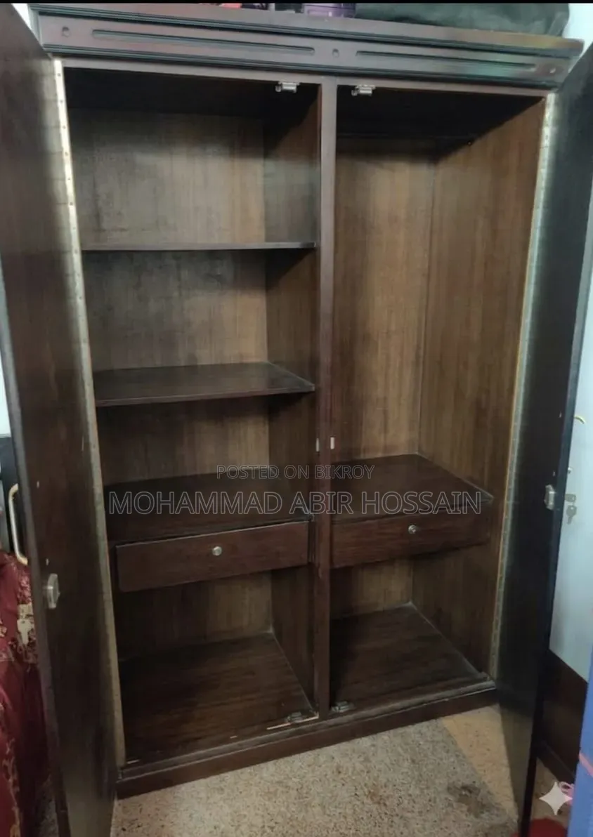 Almirah for Sale