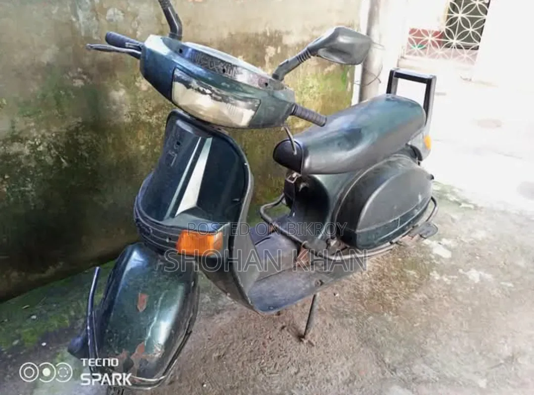 Vespa 150 2004 Green