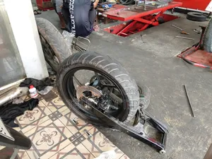 Monotone Rear Rim