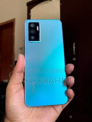 Vivo V23 128 GB