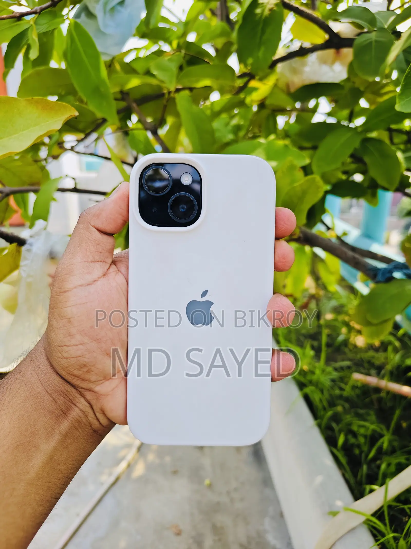 New Apple iPhone 15 128 GB Black