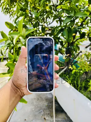 New Apple iPhone 15 128 GB Black
