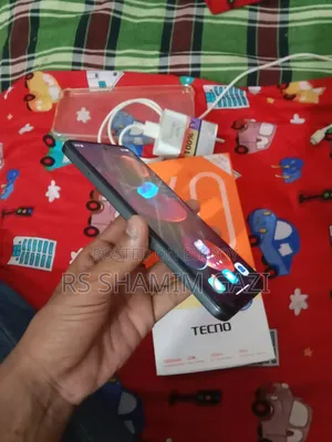 Tecno Spark 40 128 GB Black