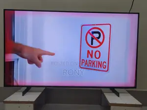 Samsung 50" Super Crystal UHD TV