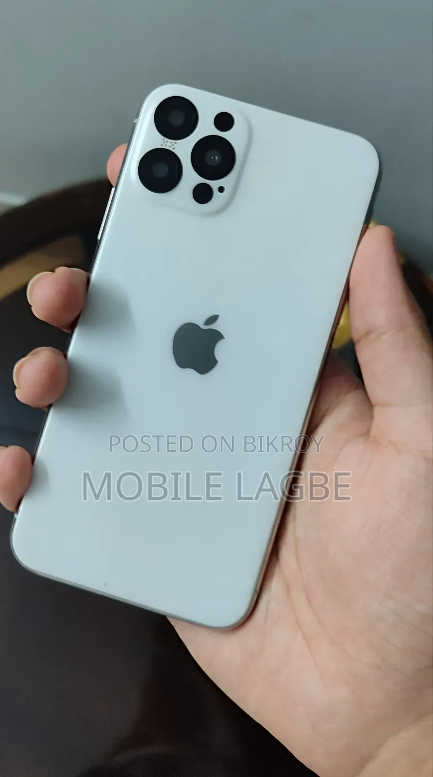 অ্যাপল আইফোন এক্স ২৫৬ জিবি হোয়াইট