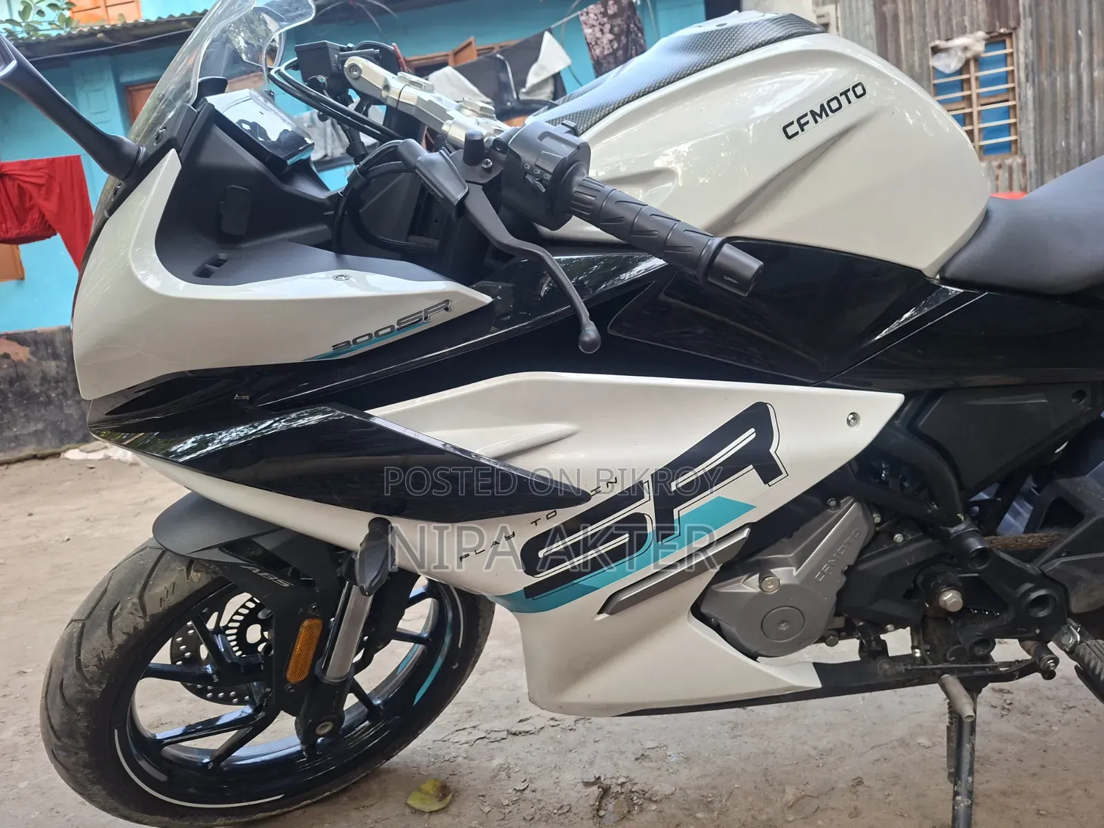 CFMoto 300SR 2025 White