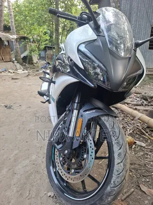 CFMoto 300SR 2025 White