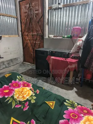 ১২" JBL স্পিকার এবং এমপ্লিফায়ার বিক্রি করা হবে। যারা নিতে চান যোগাযোগ