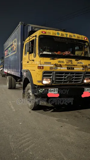 টাটা বিএস-৩ ২৩ ফিট কাভার্ড ভ্যান