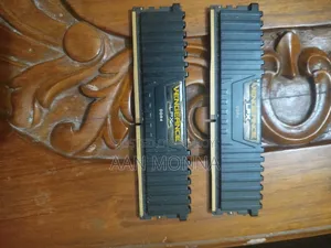 ফ্রেশ এবং নতুনের মতো দেখতে Corsair Vengeance