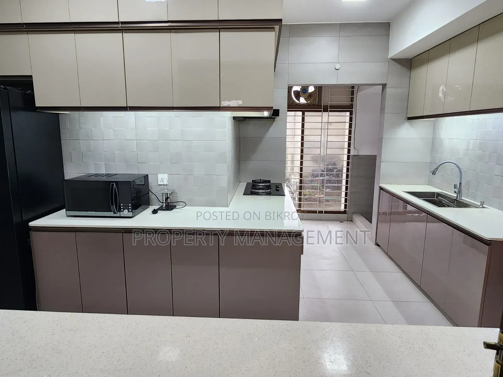 Furnished 4-Bedroom Apartment in a Renowned Company, Gulshan for Rent