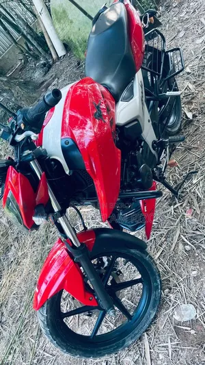 TVS Apache RTR 160 4V 2019 Red