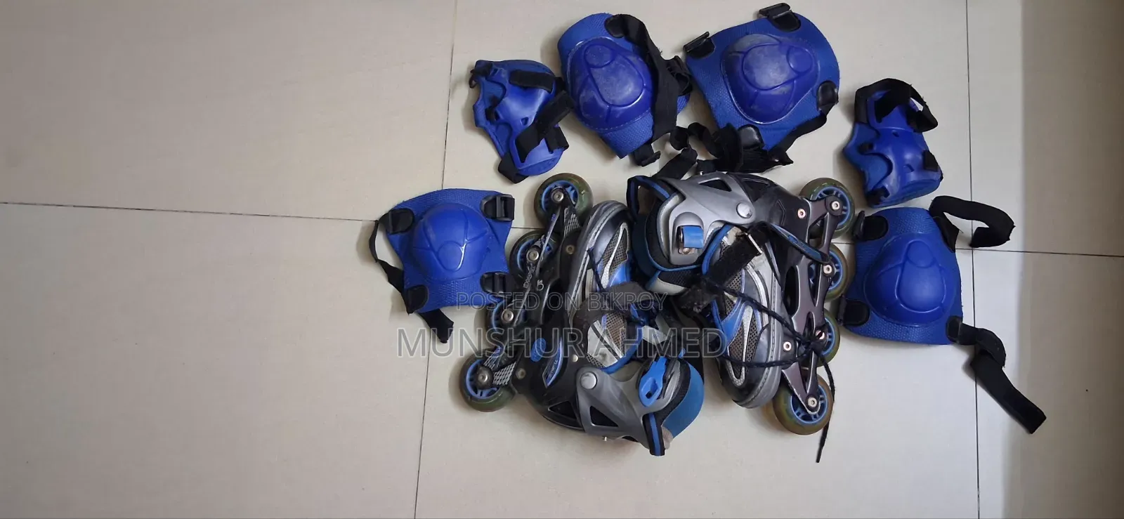 Skating Shoes and Guard Set
