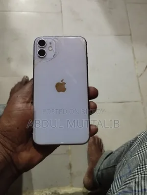 Apple iPhone 11 64 GB Purple