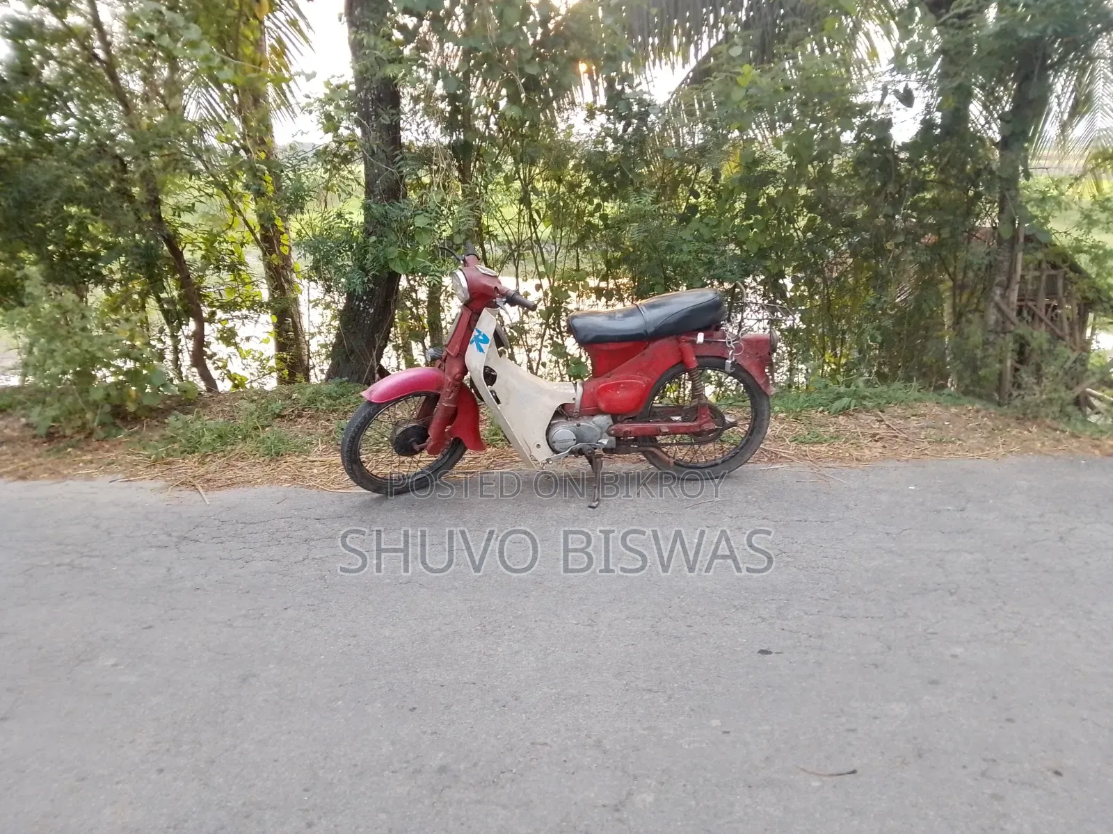 Honda 1975 Red