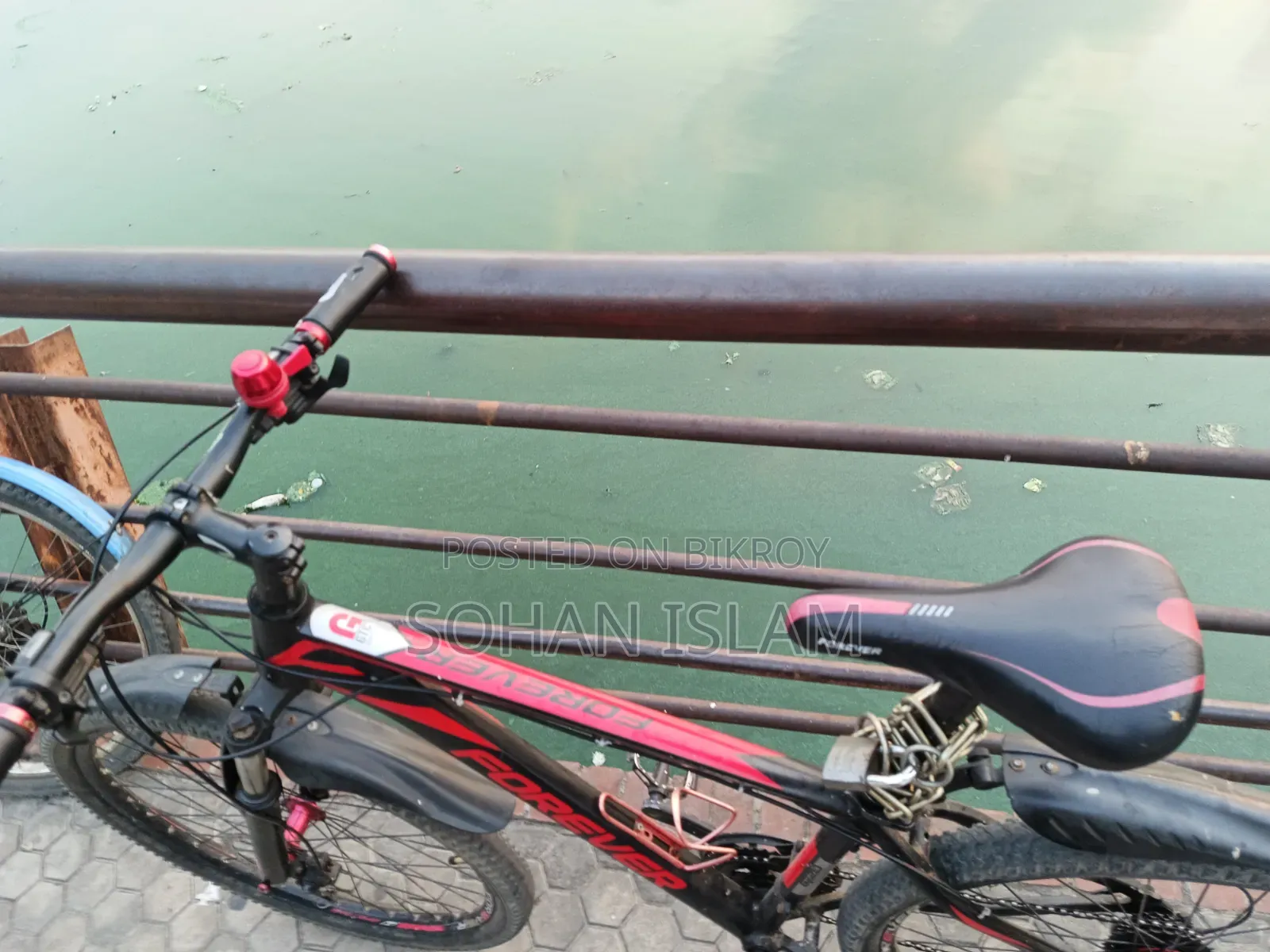 Bicycle full body is fresh.