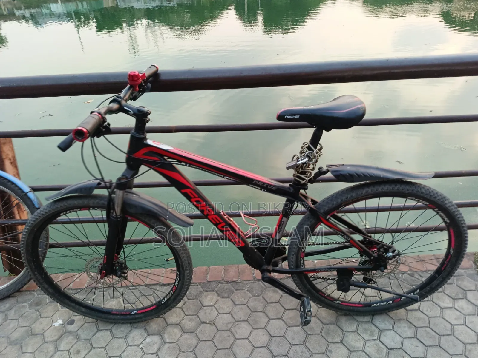 Bicycle full body is fresh.