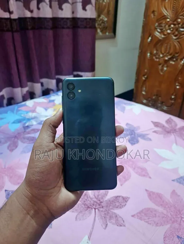 Samsung Galaxy A04 64 GB Black