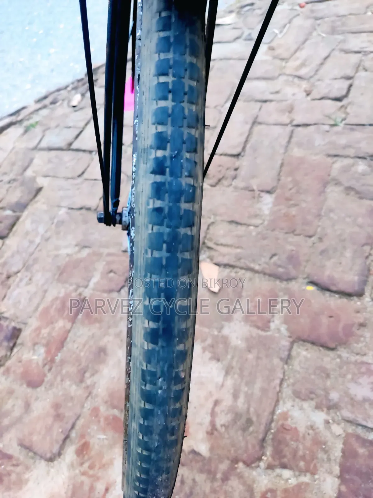 Phoenix 28" Bicycle | New Front Basket & Mudguard | Fully Serviced
